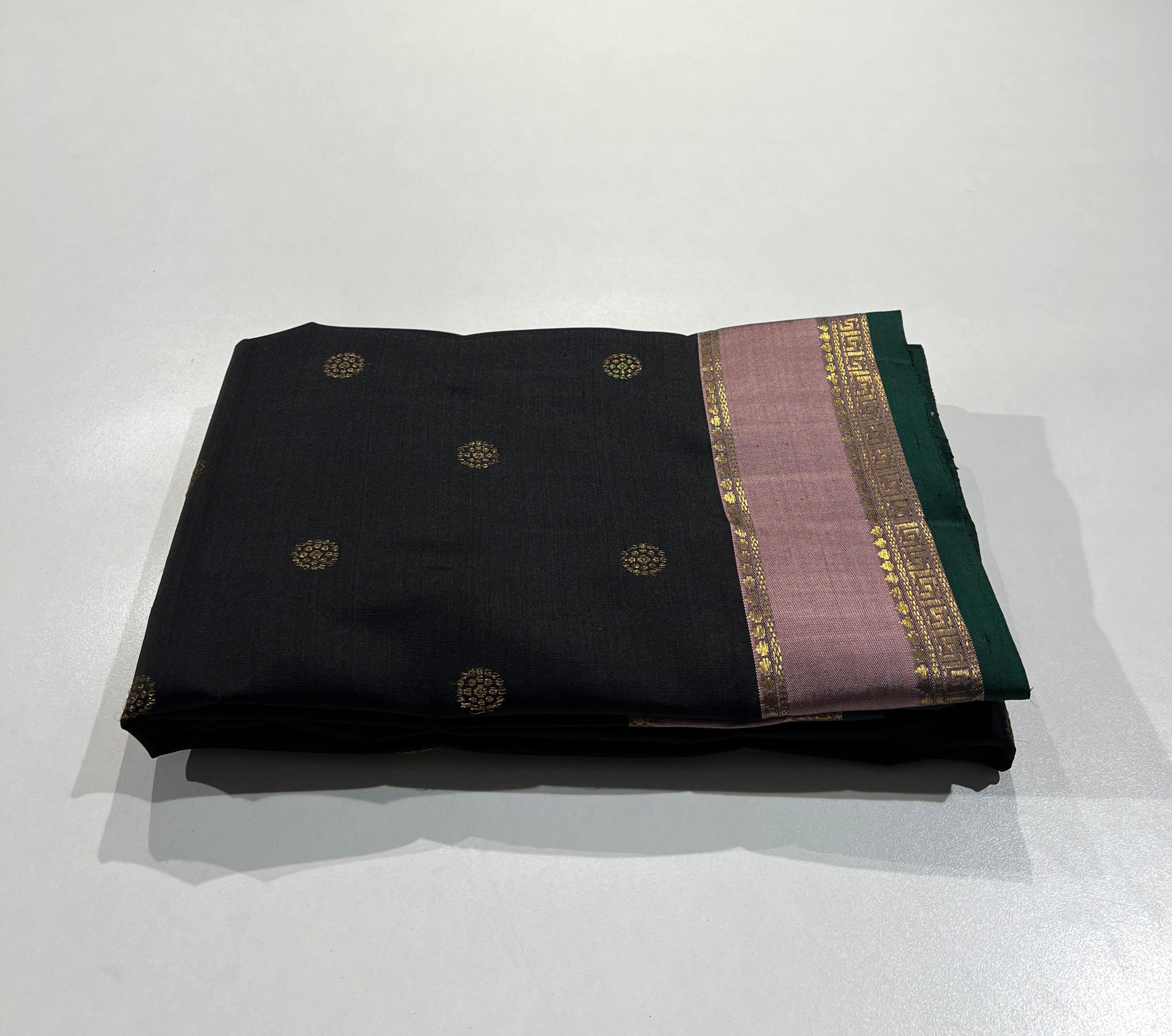 BLACK COLOUR & PINK BORDER KANCHIPURAM SILK SAREE