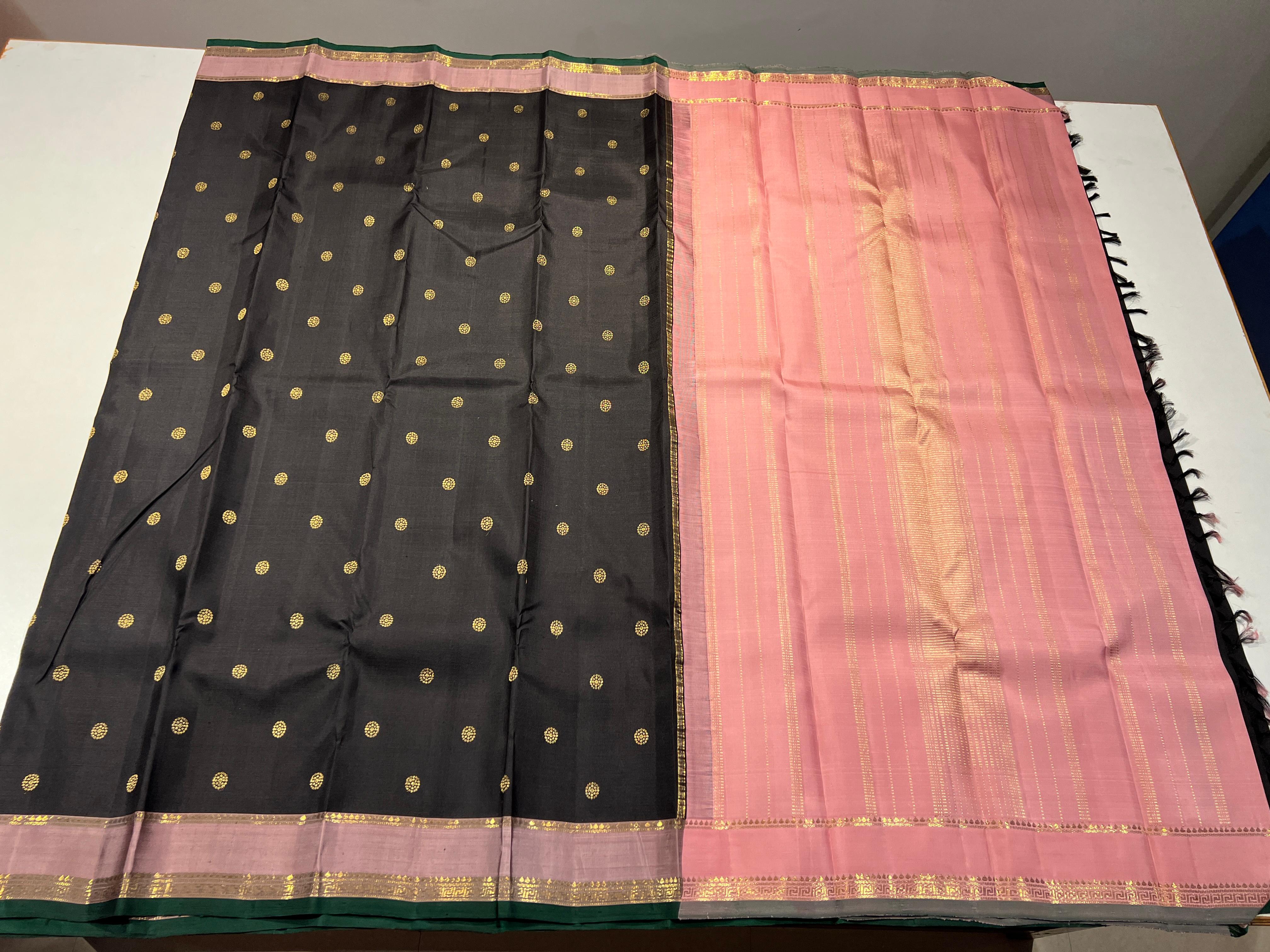 BLACK COLOUR & PINK BORDER KANCHIPURAM SILK SAREE