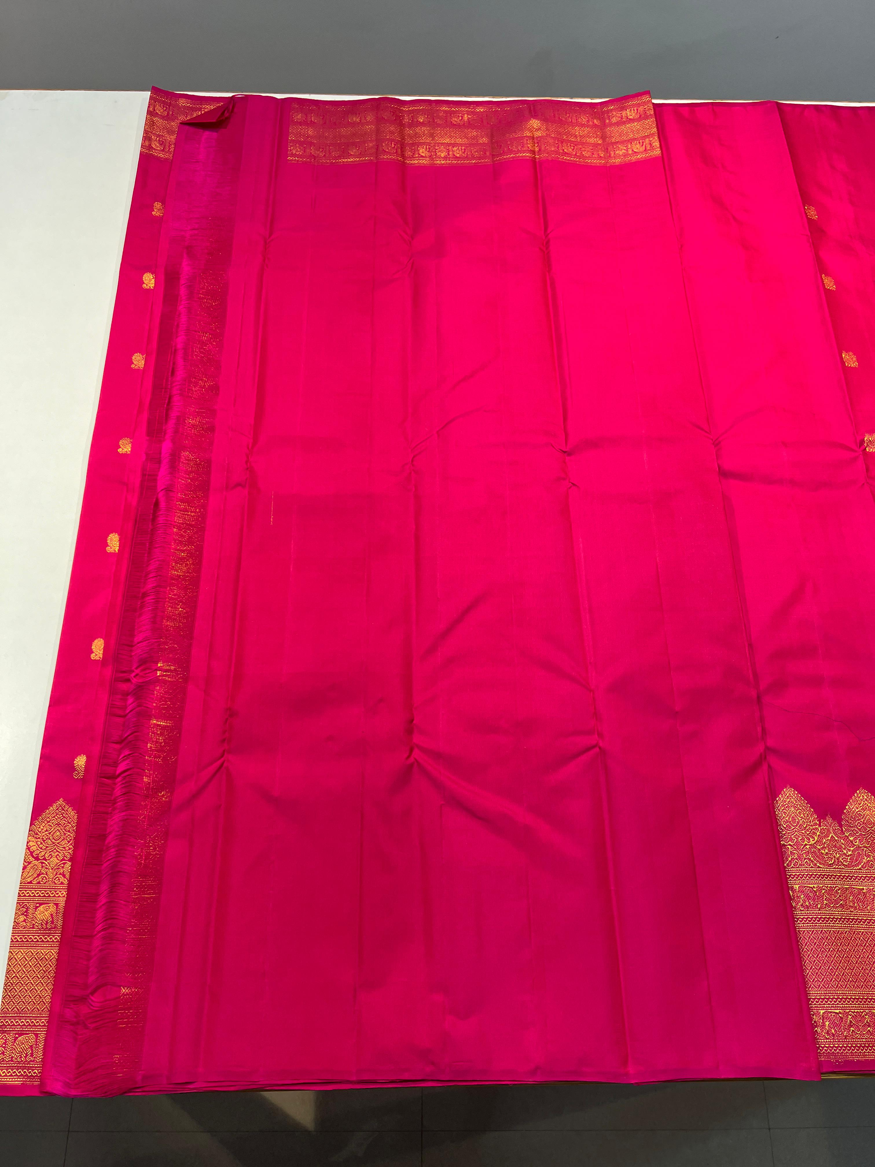 DARK PINK COLOUR & GOLD BORDER KANCHIPUAM SILK SAREE