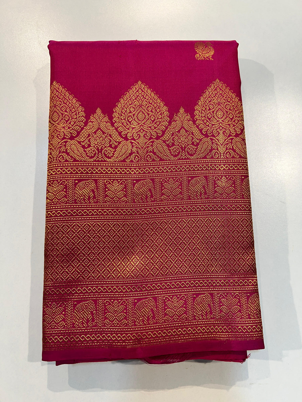 DARK PINK COLOUR & GOLD BORDER KANCHIPUAM SILK SAREE