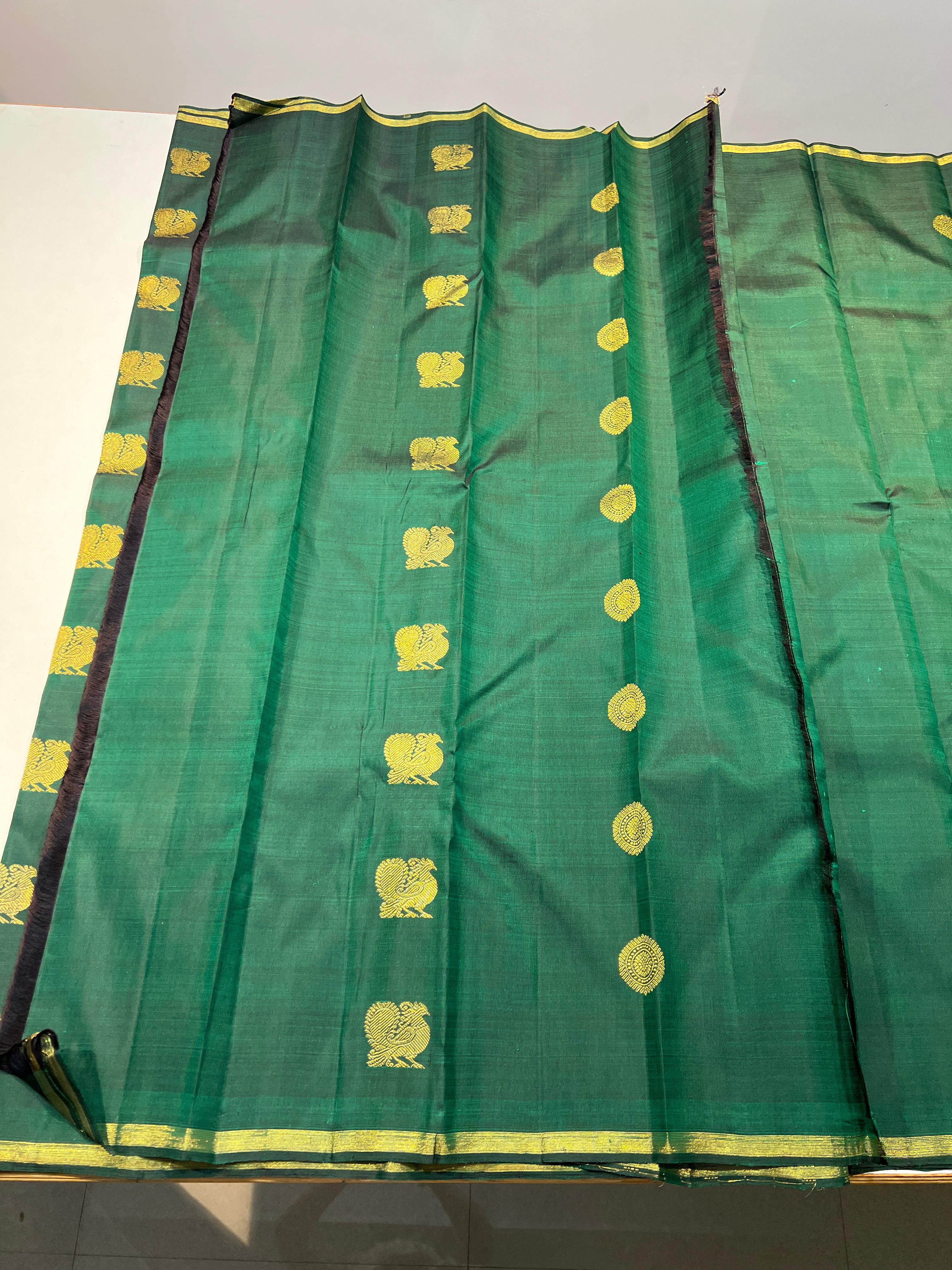 BOTTLE GREEN & GLOD BORDER KANCHIPURAM SILK SAREE