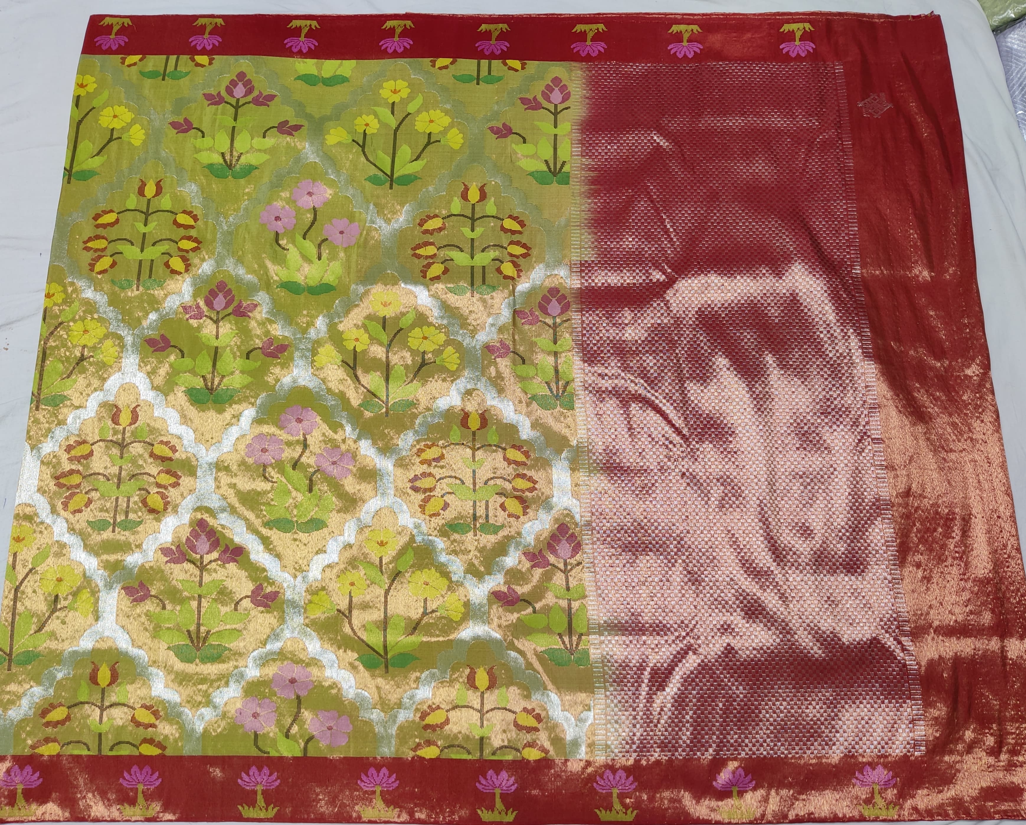 LITE GREEN COLOUR & RED BRODER ZARI KOTA SILK SAREE