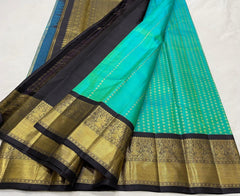 LITE TORQUISE GREEN/BLACK  COLOUR  ZARI BORDER COMBITION PURE KANCHI SILK SAREE
