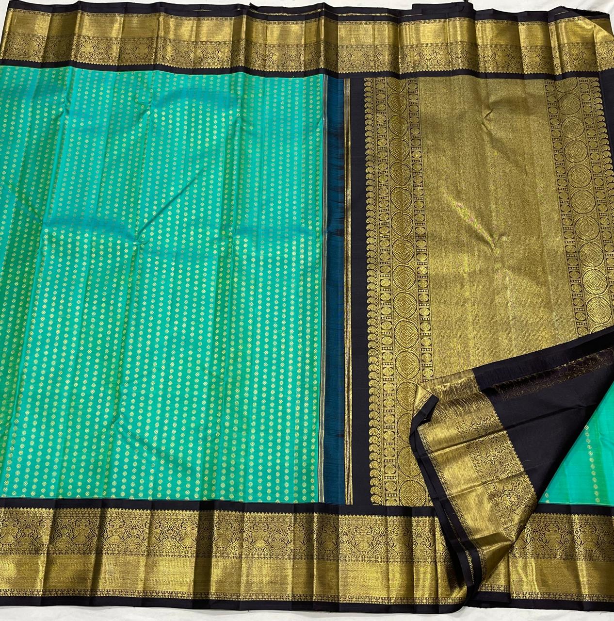 LITE TORQUISE GREEN/BLACK  COLOUR  ZARI BORDER COMBITION PURE KANCHI SILK SAREE