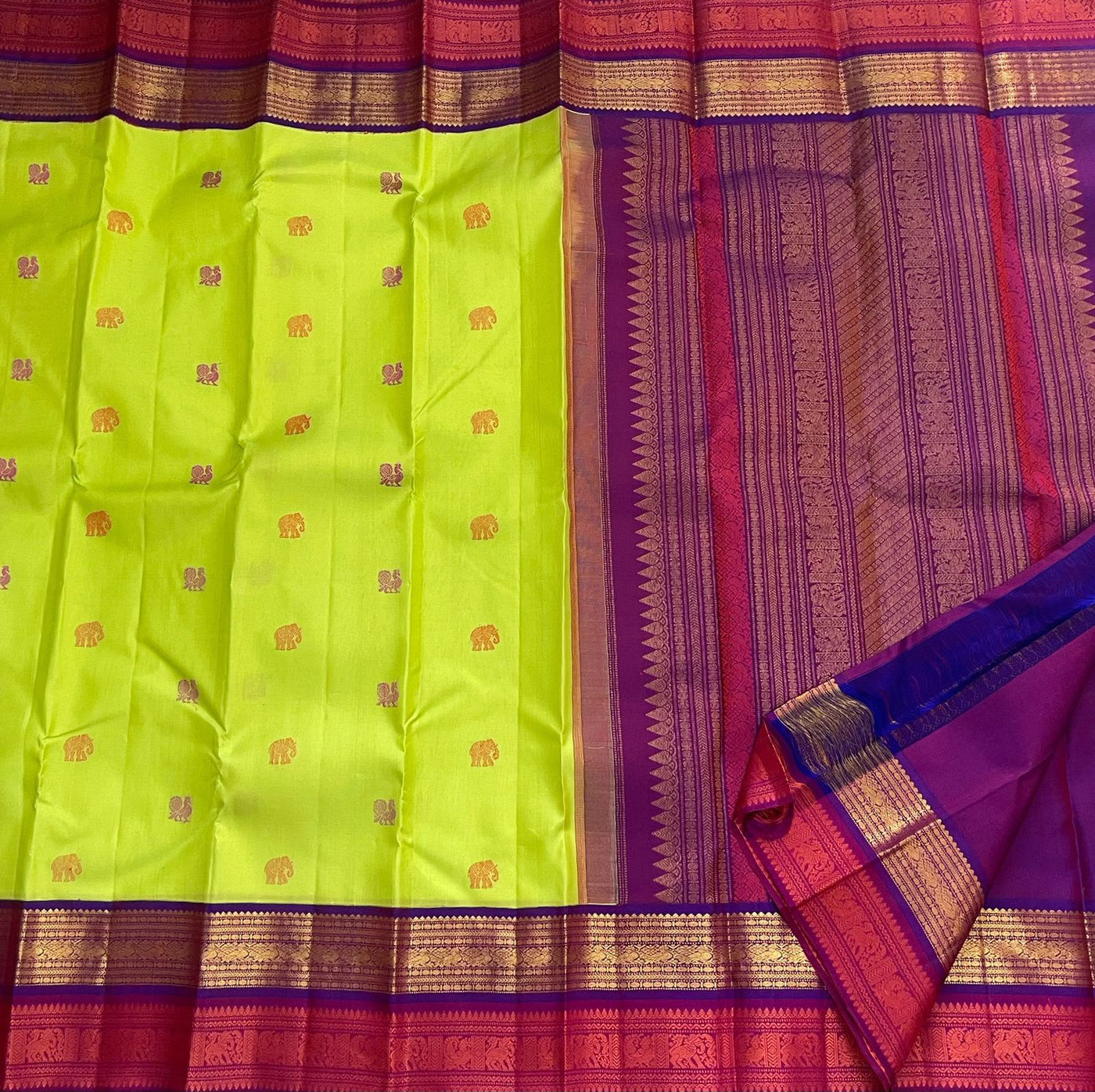 Red Kanchipuram Saree