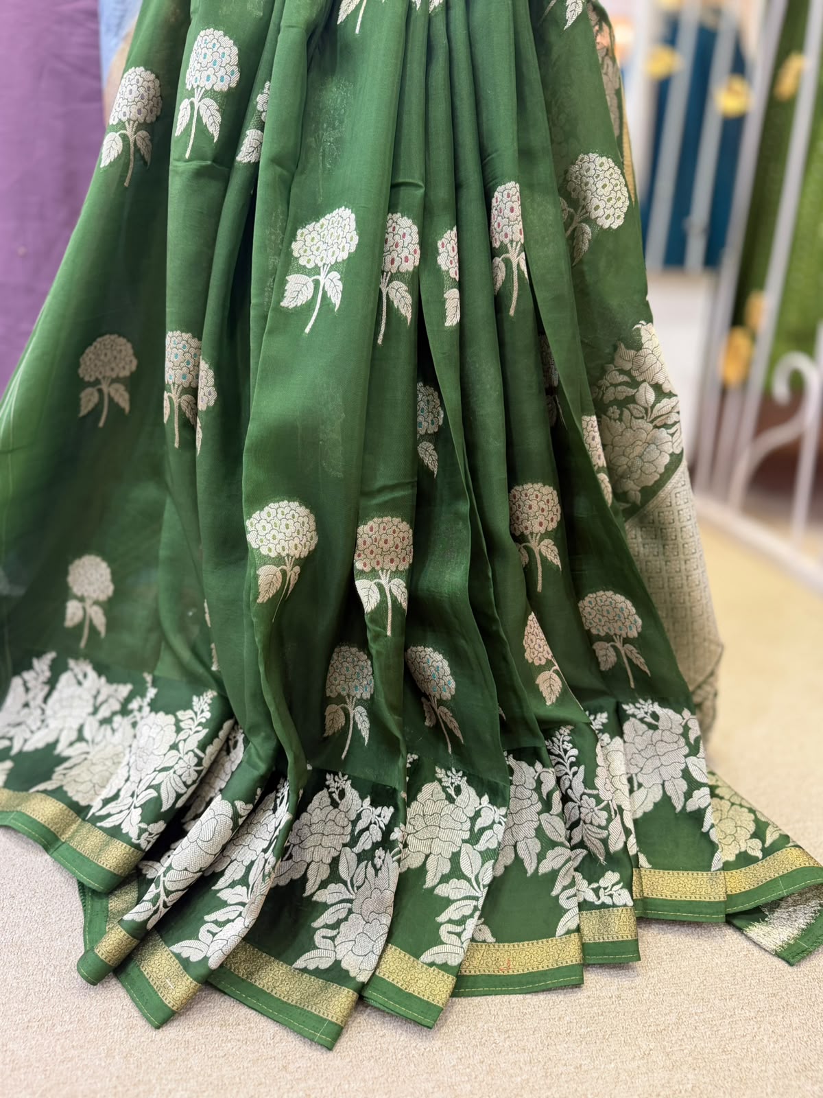 ORGANZA FLORAL GREEN BANARASI