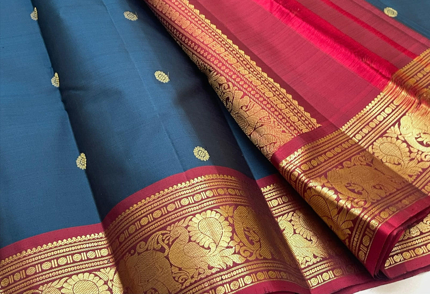 PURE VINTAGE KANCHEEPURAM SILK SAREE BLUE