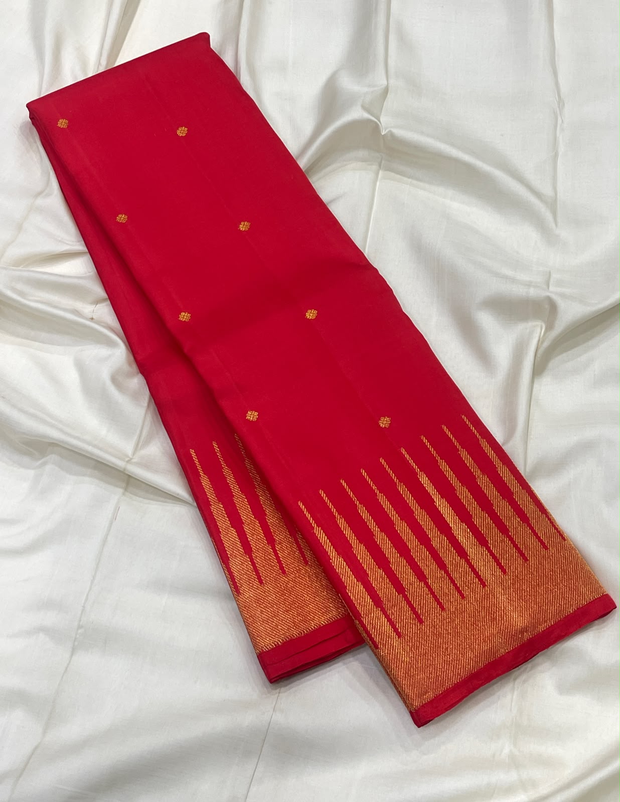 KANCHEEPURAM RED SILK SAREE