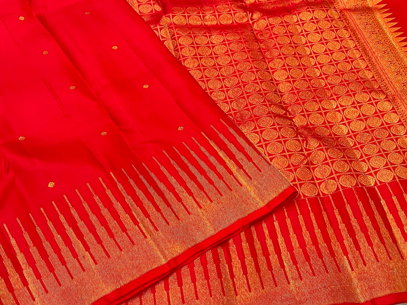 KANCHEEPURAM RED SILK SAREE