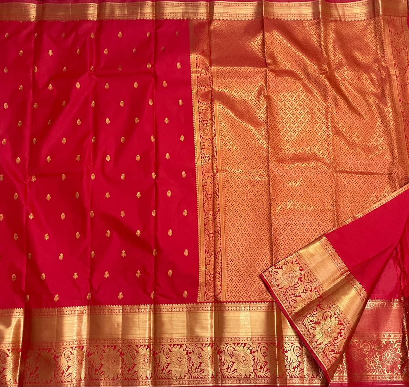 KANCHEEPURAM RED SILK SAREE