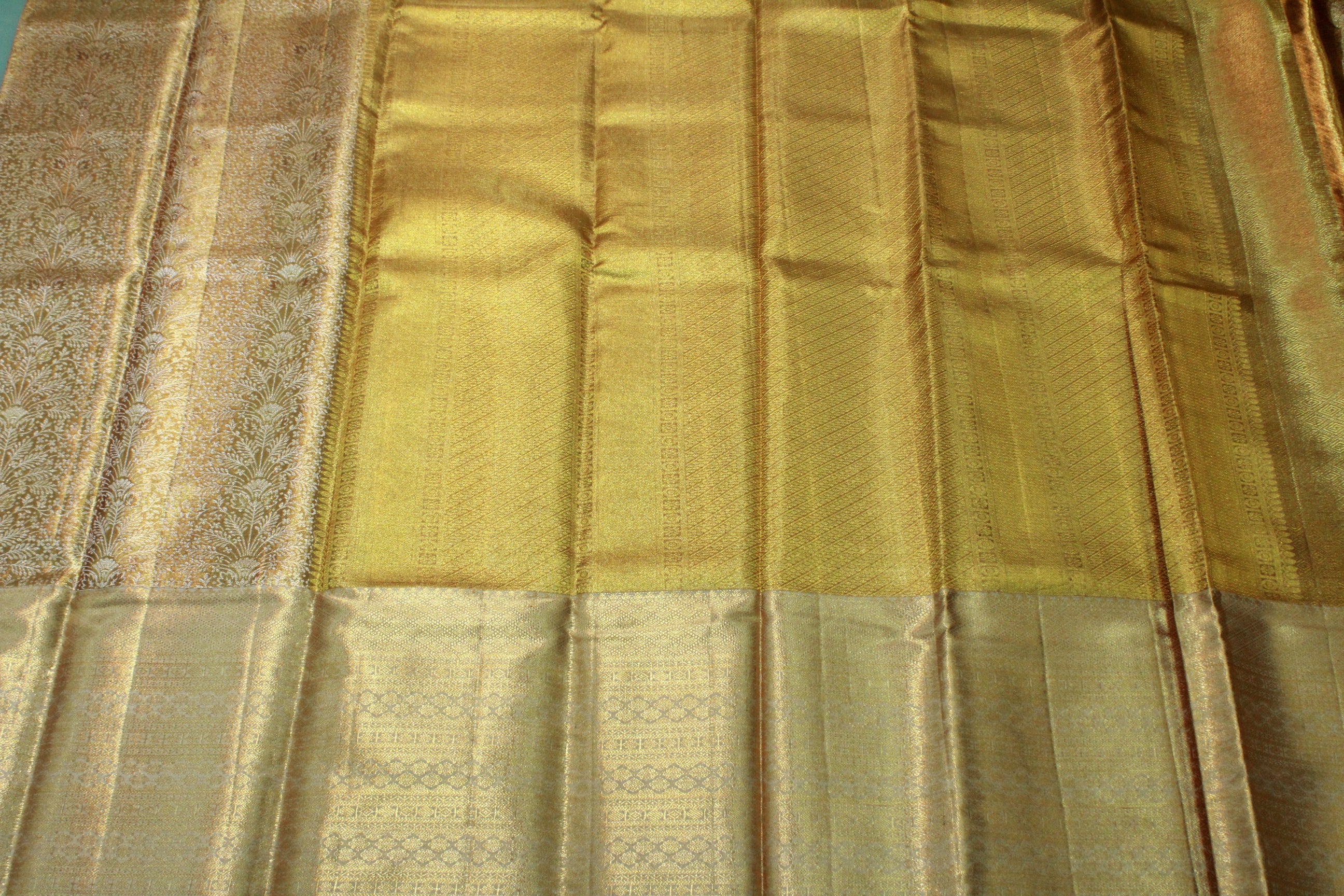 GOLD COLOUR SAREE