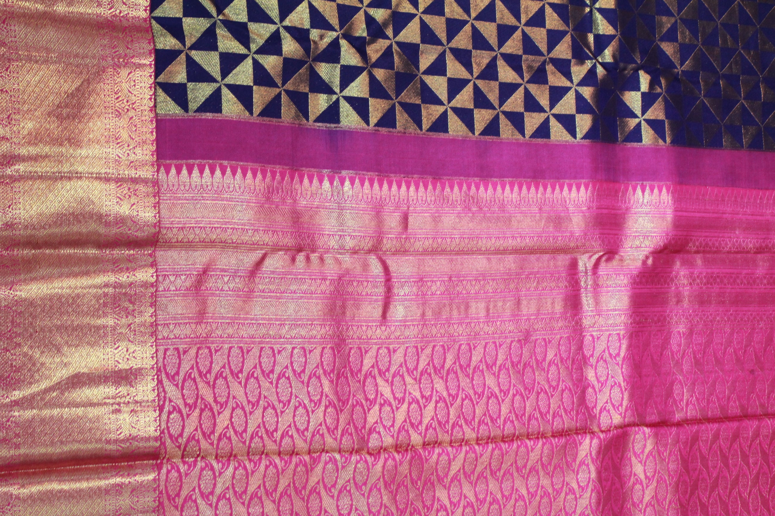 NAVY BLUE / PINK COLOUR SAREE