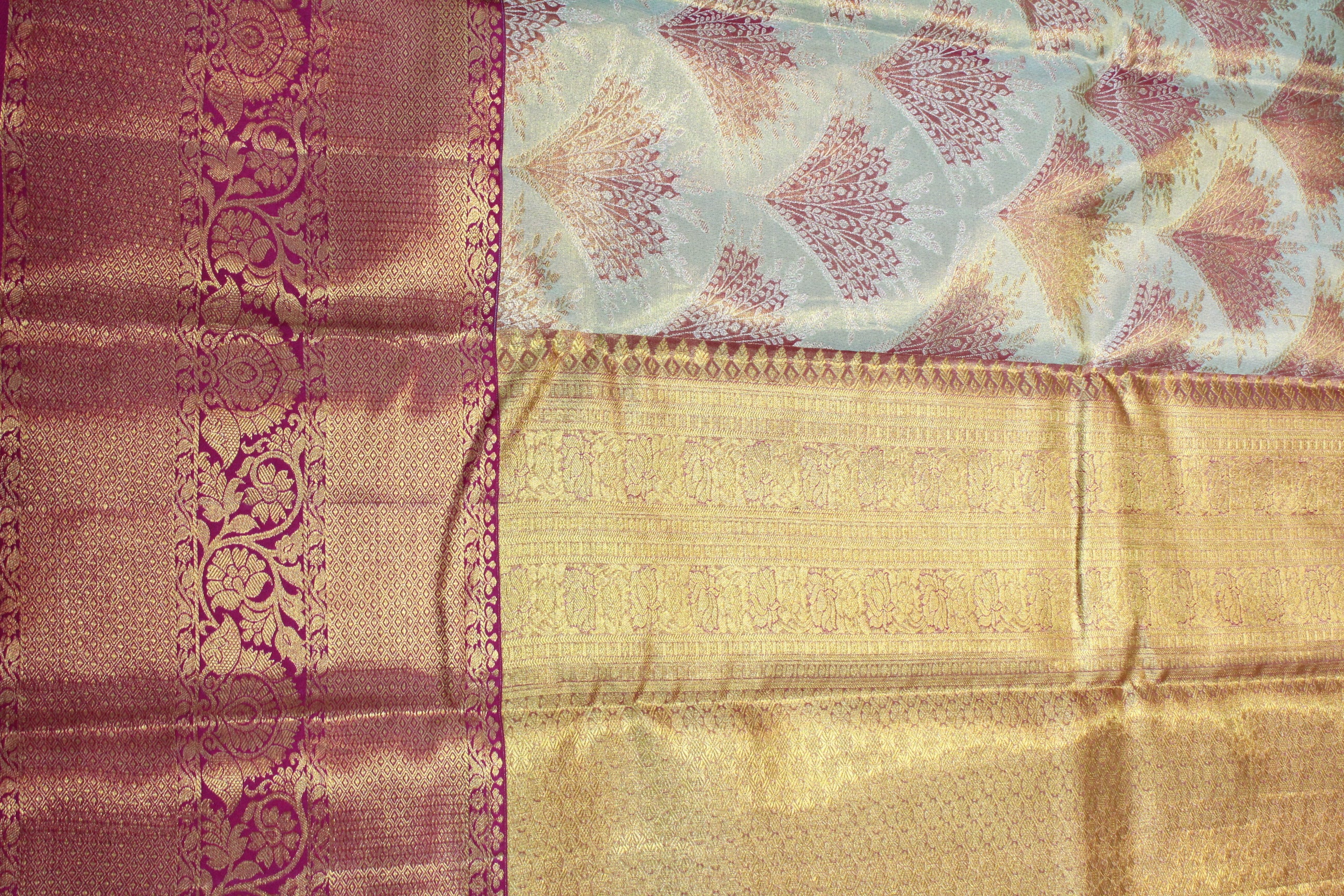 PISTA GREEN / PINK COLOUR SAREE