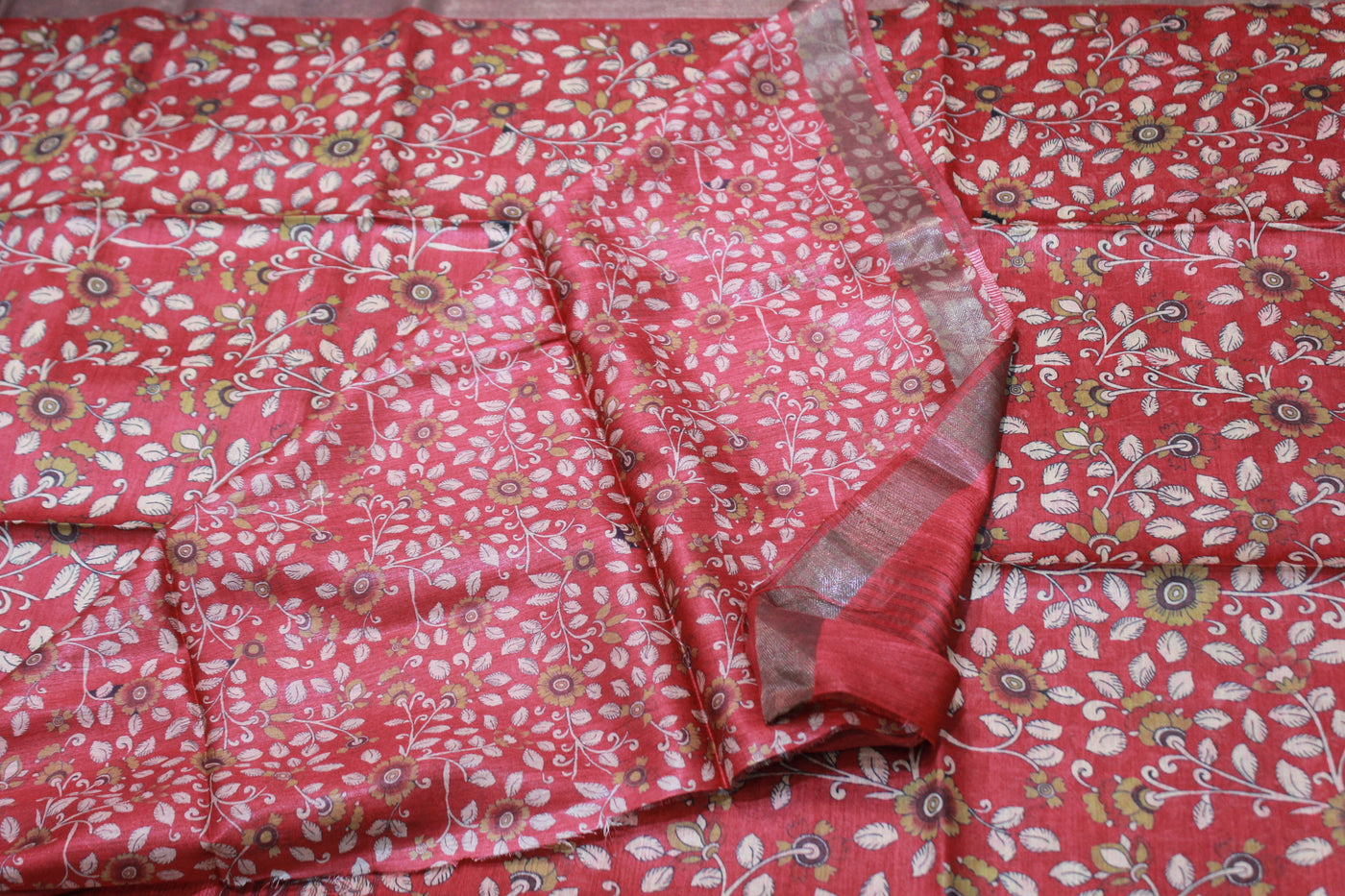 RED COLOUR SAREE