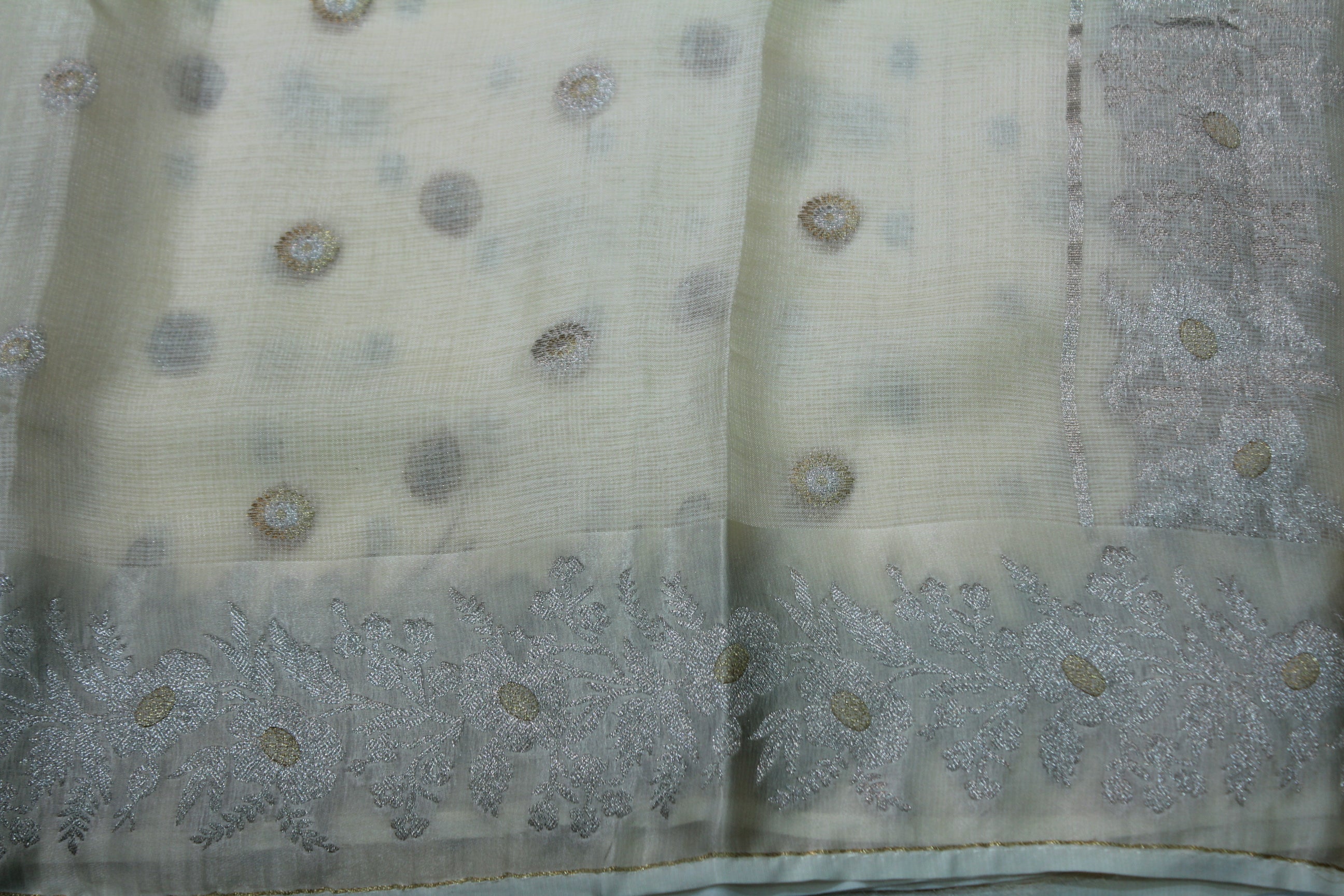 CREAM COLOUR SAREE