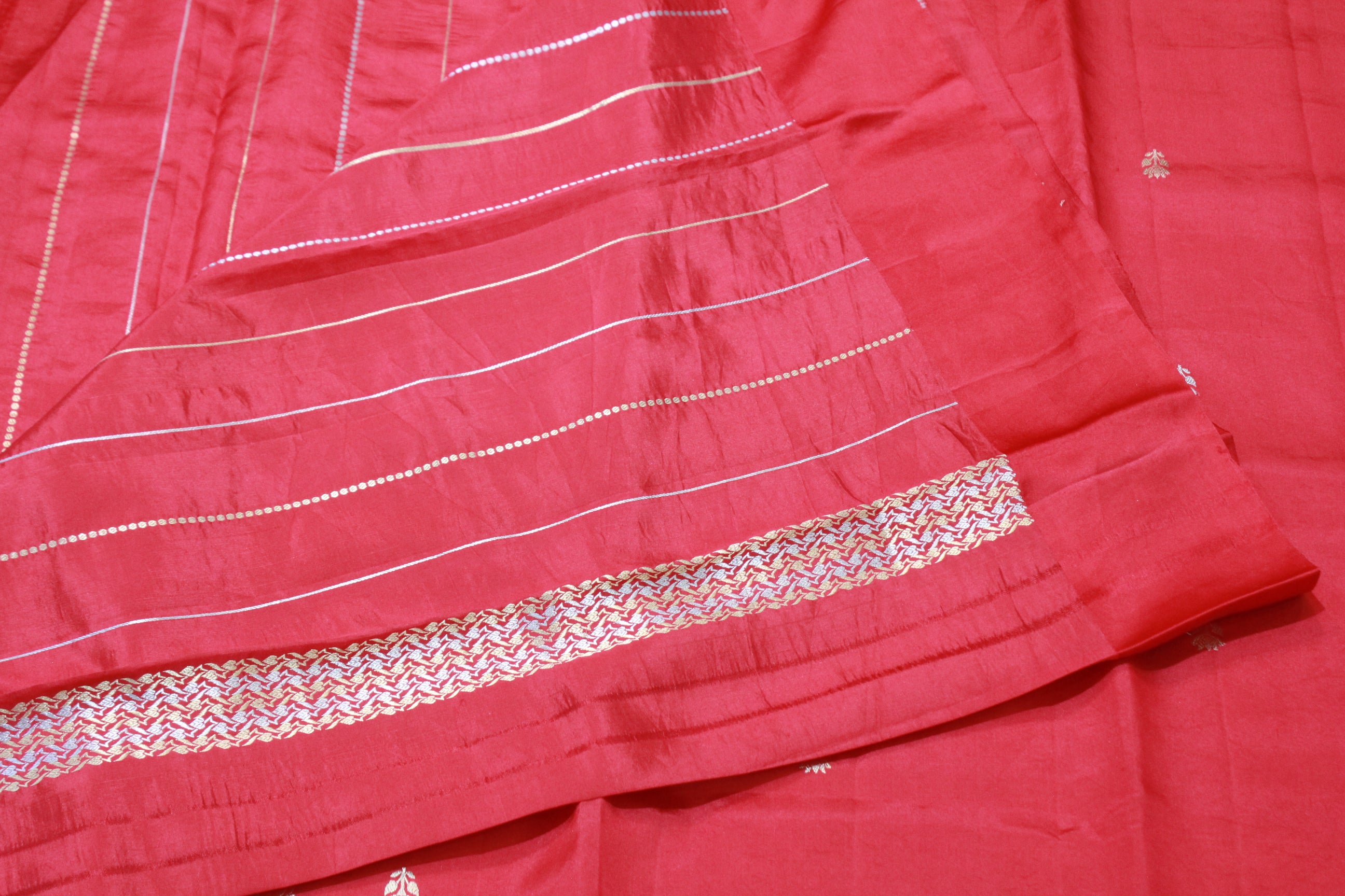 RED COLOUR BANARAS SAREE