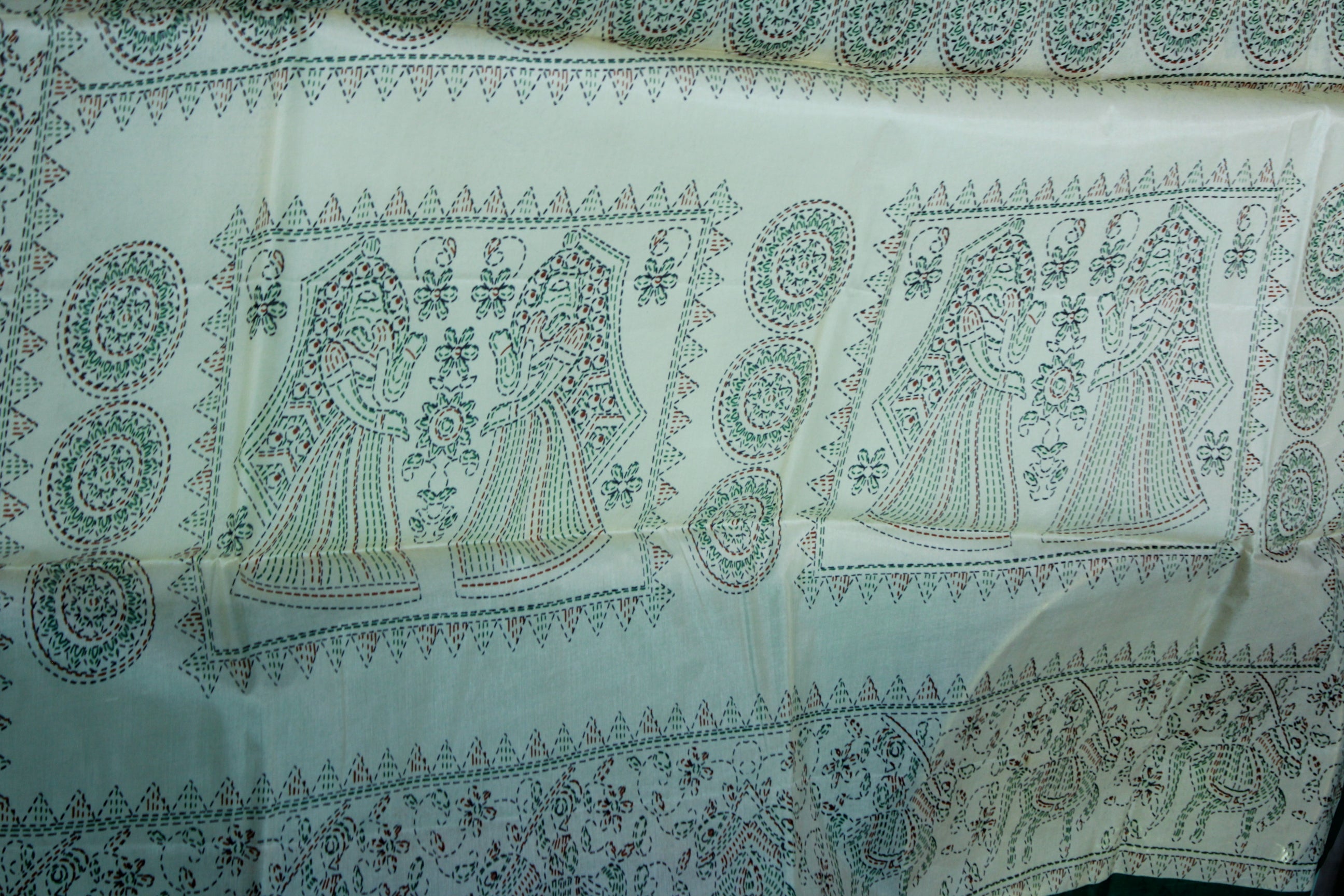 CREAM COLOUR SAREE