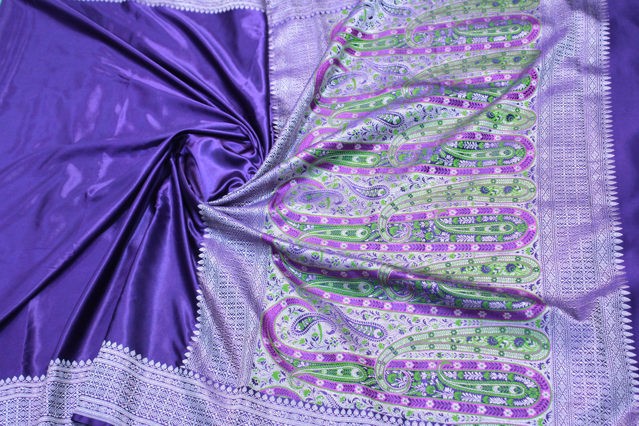 VOILET COLOUR SAREE