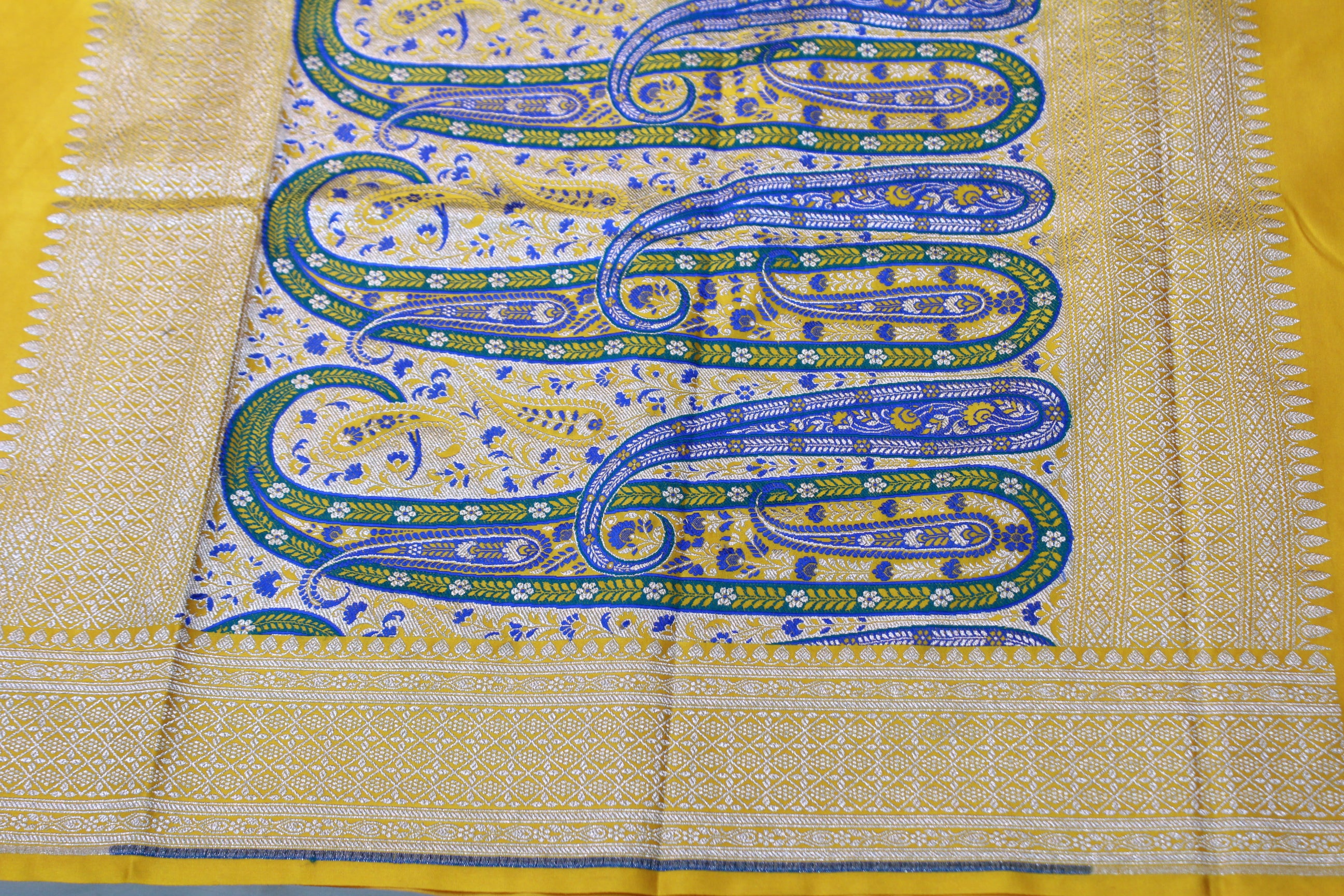YELLOW COLOUR SAREE