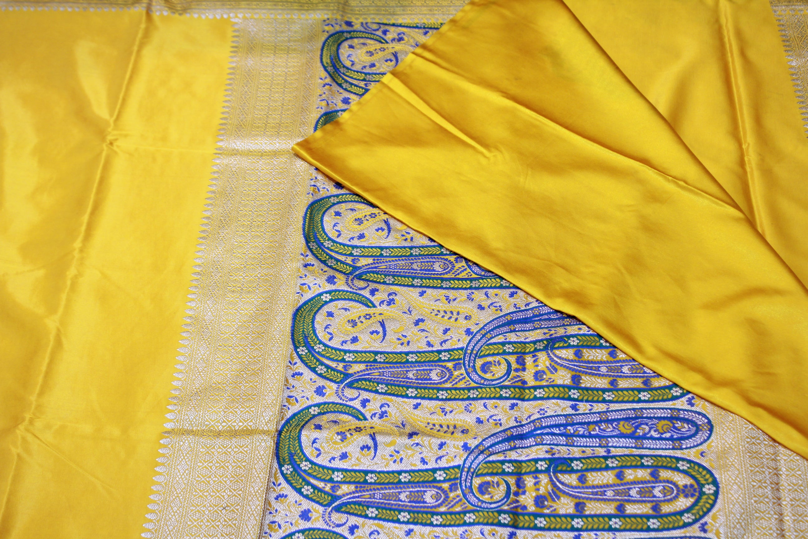 YELLOW COLOUR SAREE