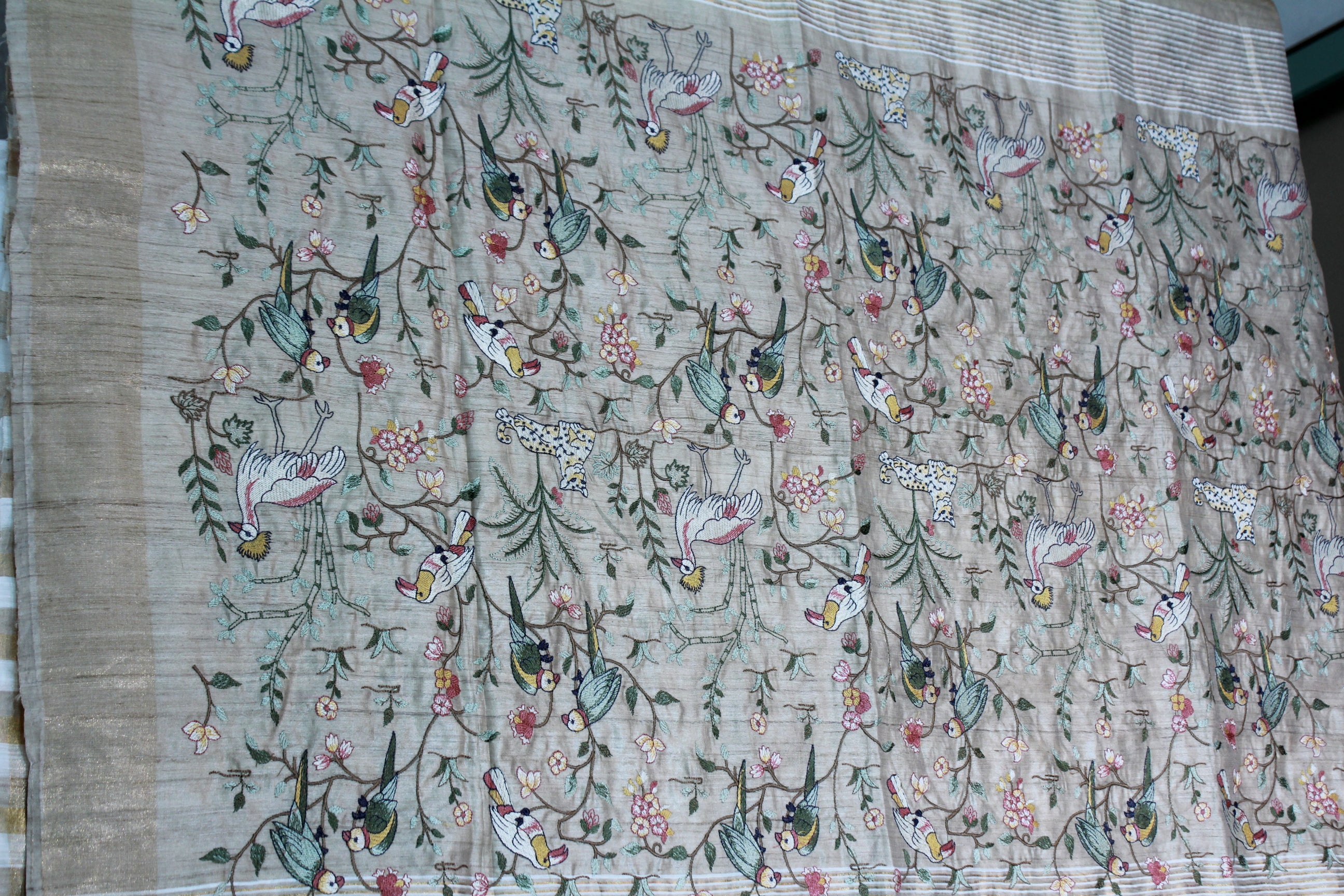 CREAM  COLOUR SAREE