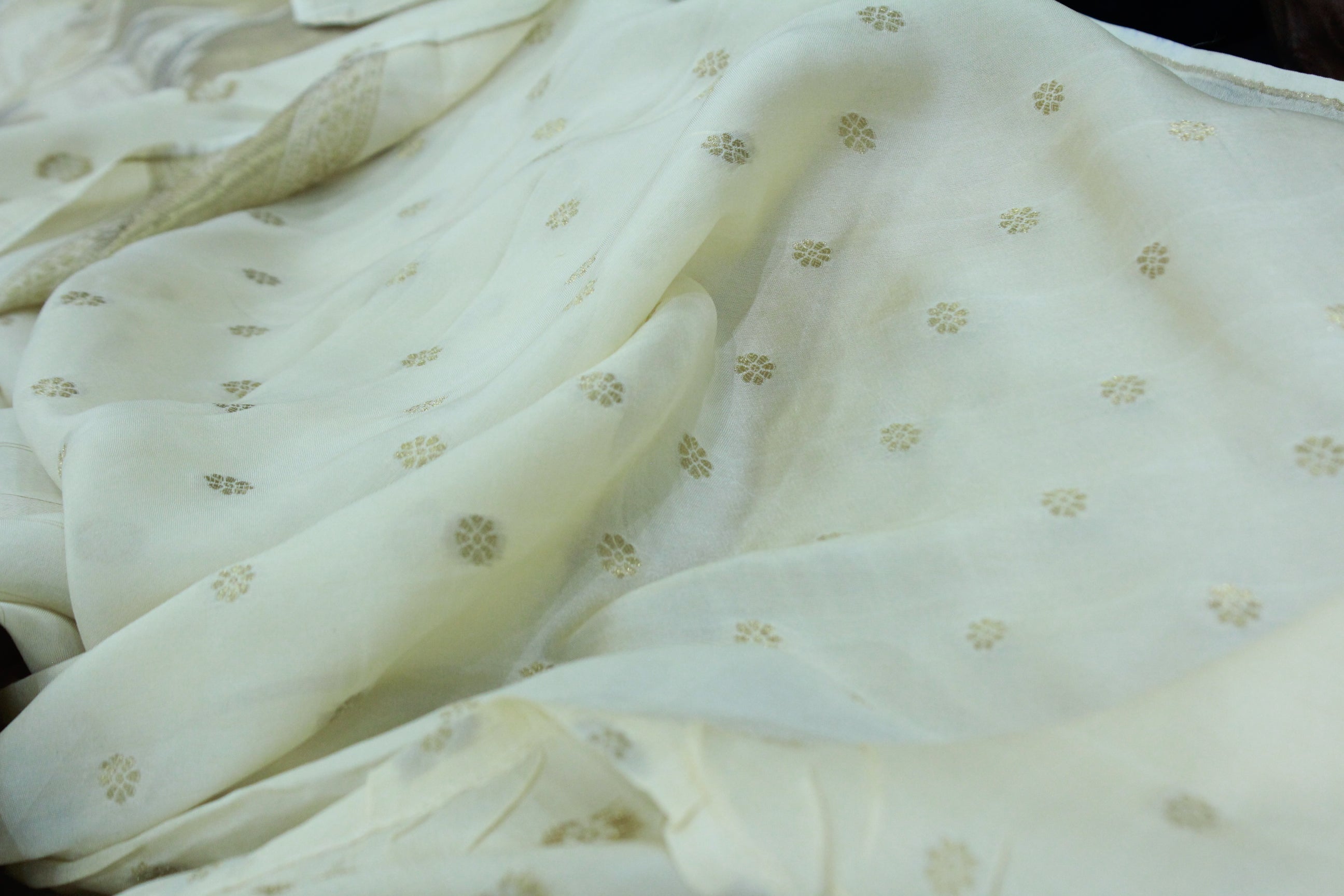 GOLD COLOUR BANARAS SAREE