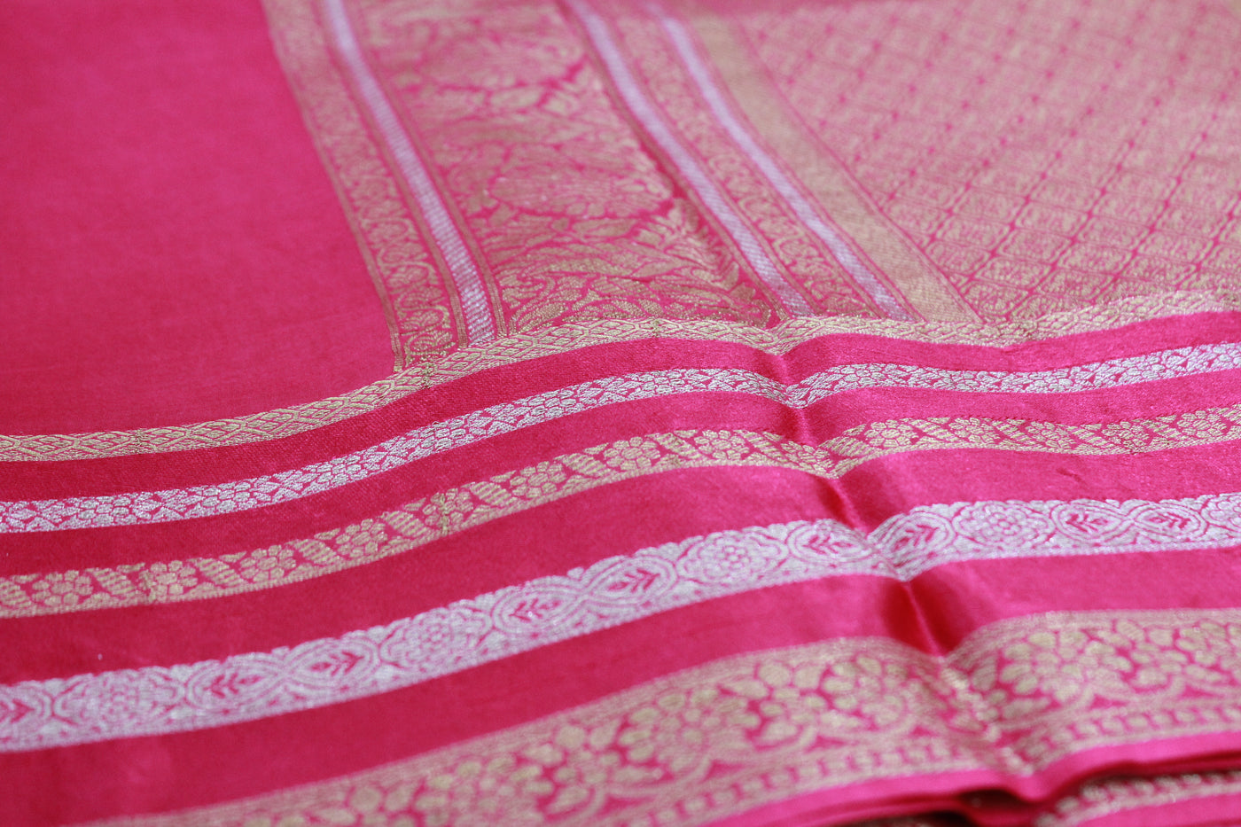 PINK COLOUR SAREE