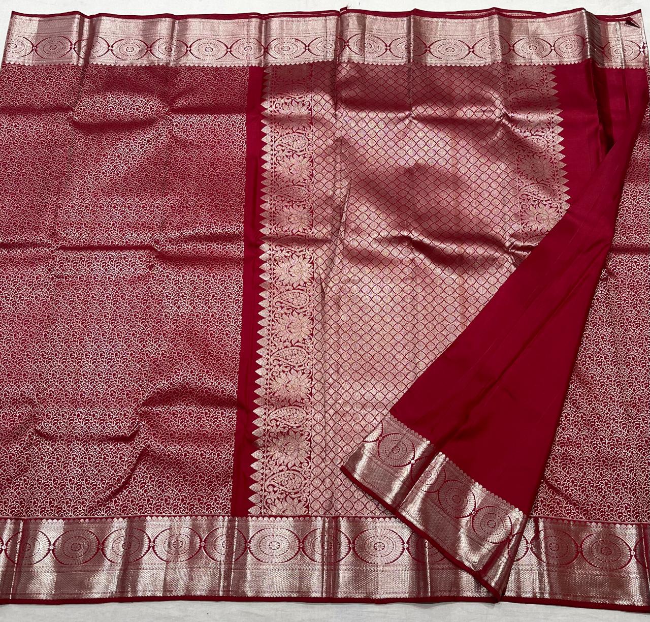 DARK RED COLOUR & SILVER BORDER KACHIPURAM SILK SAREE