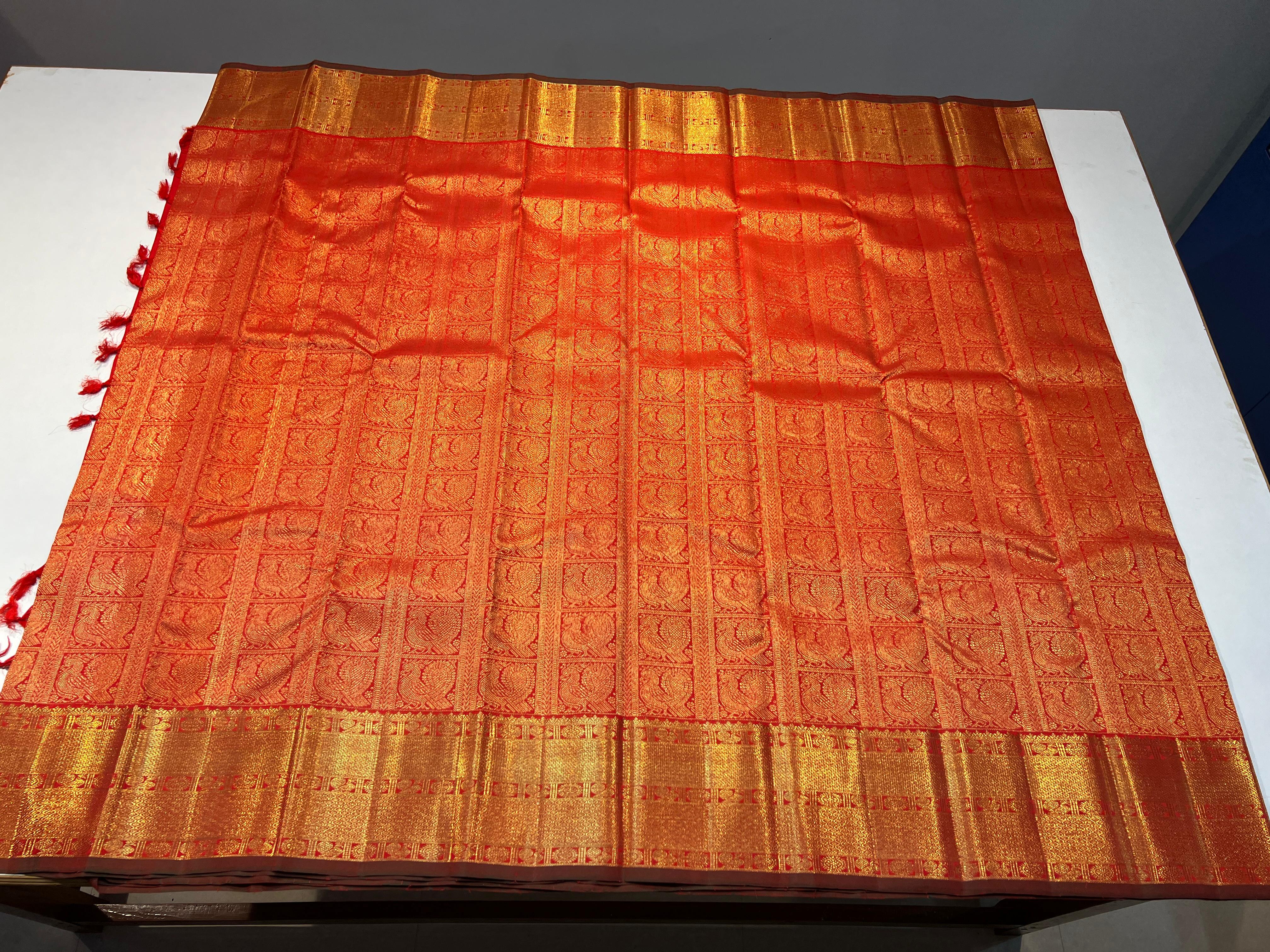 CHILLI RED COLOUR & GOLD BORDER KANCHIPURAM SILK SAREE