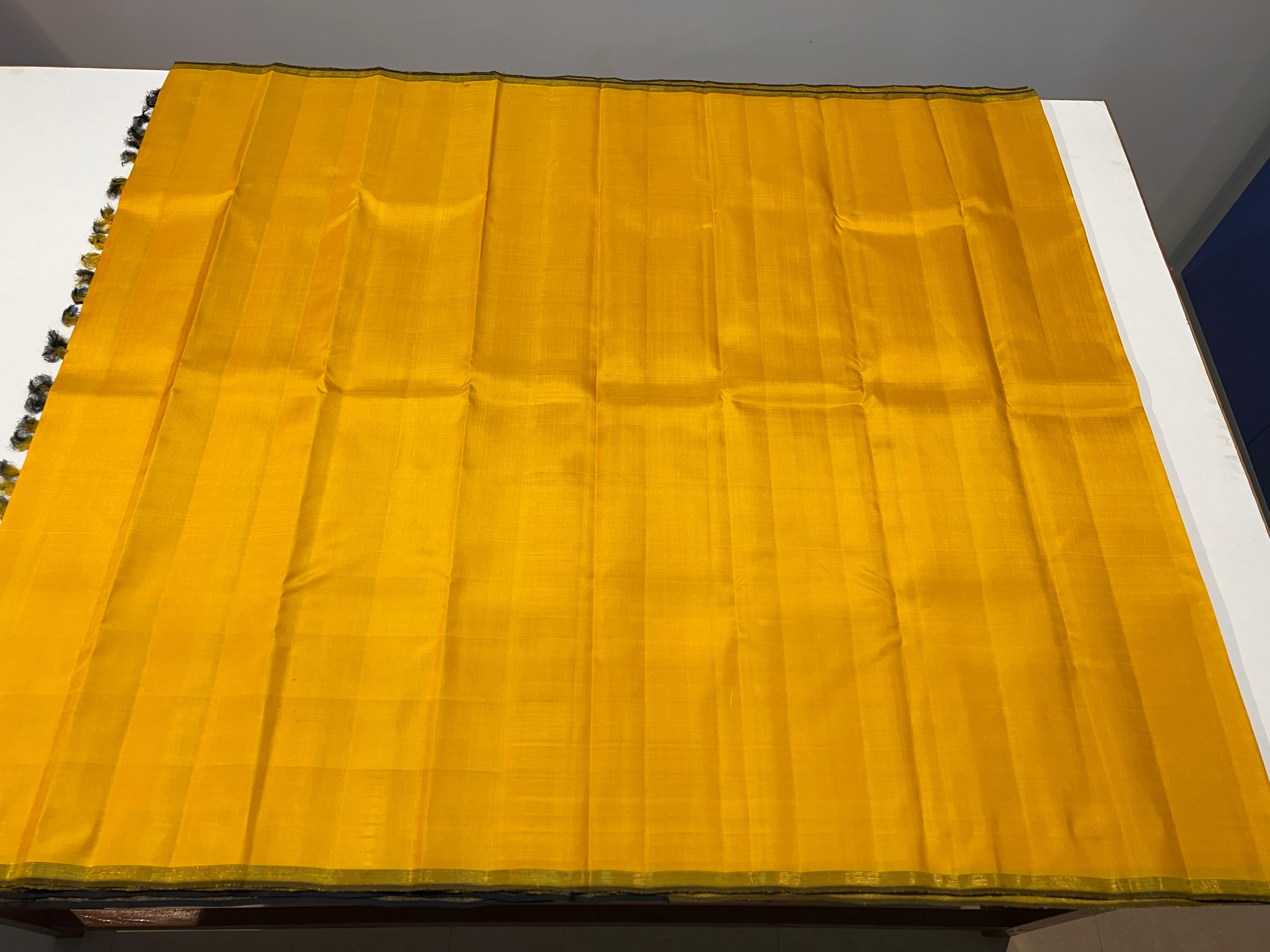 YELLOW & BLACK COLOUR COMBINATION KANCHIPURAM SILK SAREE